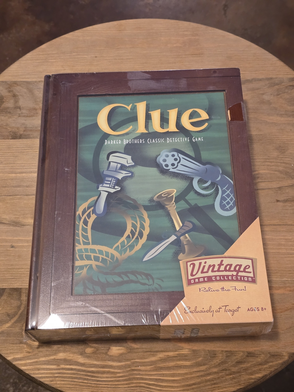 Hasbro Clue Vintage Library Bookshelf Wooden Box Edition 2005 New Sealed Rare